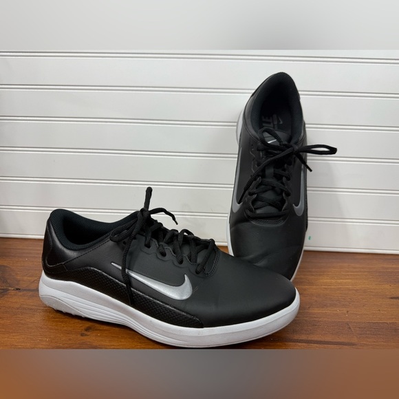Nike men’s Vapor black & silver golf cleats with white Fit Sole. Men’s size 9.5 - Picture 2 of 8